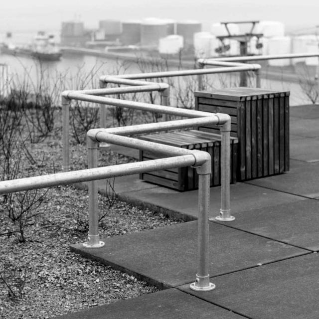 Rækværk og gelændere med rør og clamps